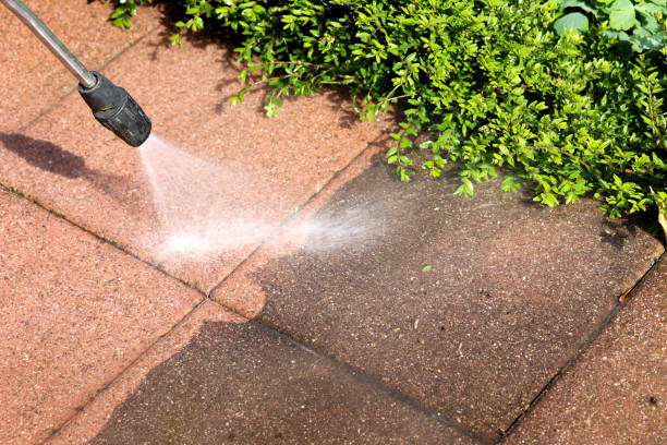 Why Choose Our Certified Pressure Washing Experts for Your Project Needs in Hamilton College, NY?